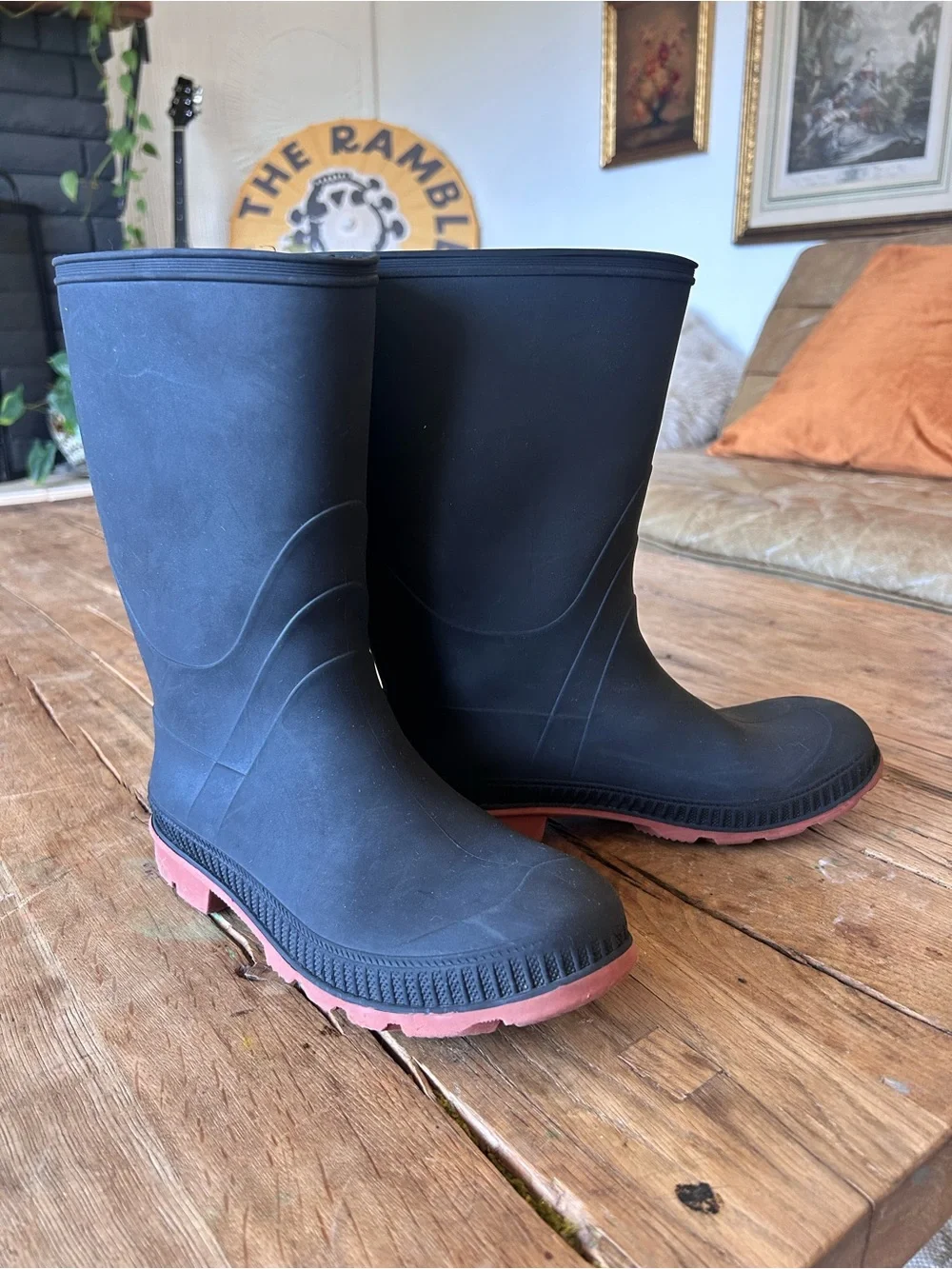 Kids Black Rubber Rain Boots wellies with orange Sole 4